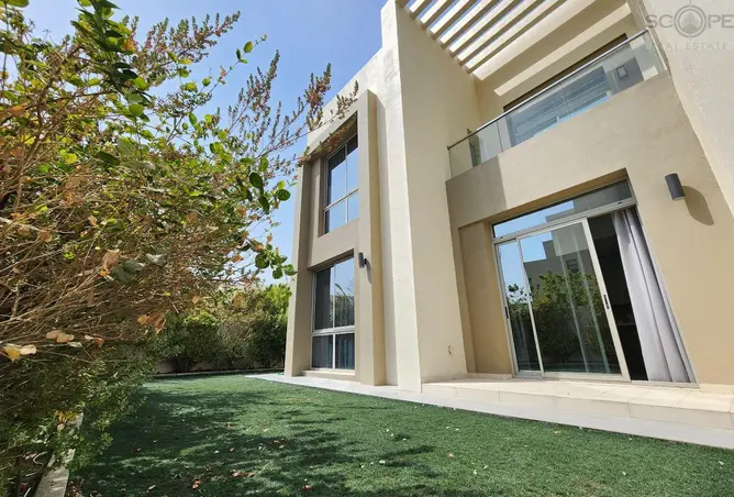109042352 - Property Image 2