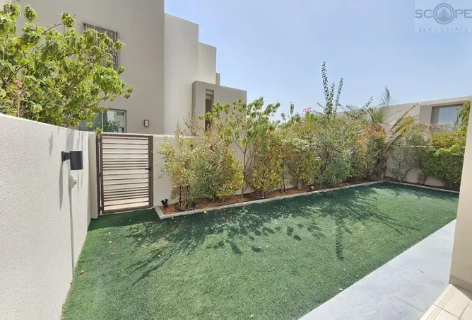 109042352 - Property Image 3