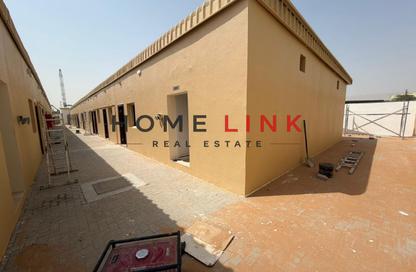 Labor Camp - Studio - 7+ for rent in Al Sajaa S - Al Sajaa - Sharjah