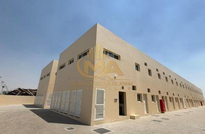 Labor Camp - Studio - 7+ Bathrooms for rent in Al Sajaa Industrial - Al Sajaa - Sharjah