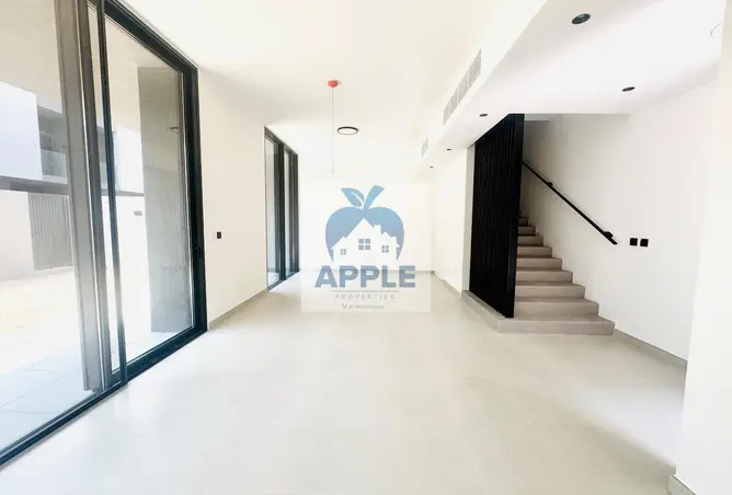 151911205 - Property Image 2