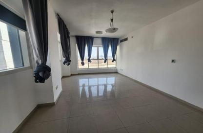 Apartment - 1 Bedroom - 2 Bathrooms for rent in Lake Point Tower - JLT Cluster N - Jumeirah Lake Towers - Dubai
