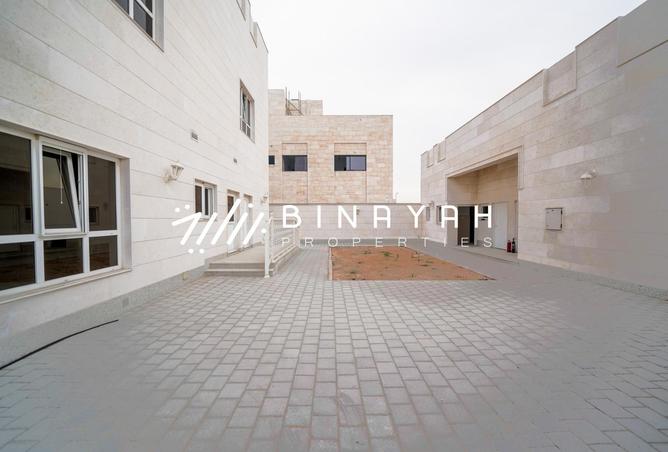 70674069 - Property Image 2