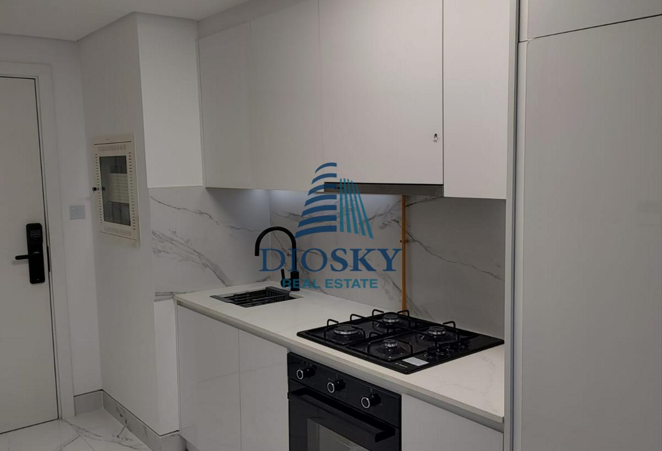 Fully Furnished | Upgraded | Vacant photo 20