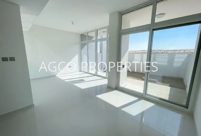 151927002 - Property Image 2
