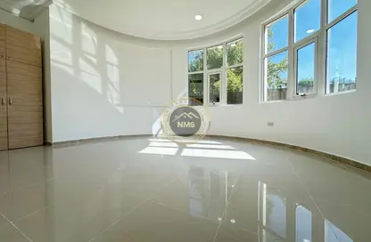 Apartment - 1 Bathroom for rent in Al Mushrif - Abu Dhabi