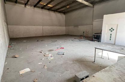Warehouse - Studio - 1 Bathroom for rent in Industrial Area 17 - Sharjah Industrial Area - Sharjah