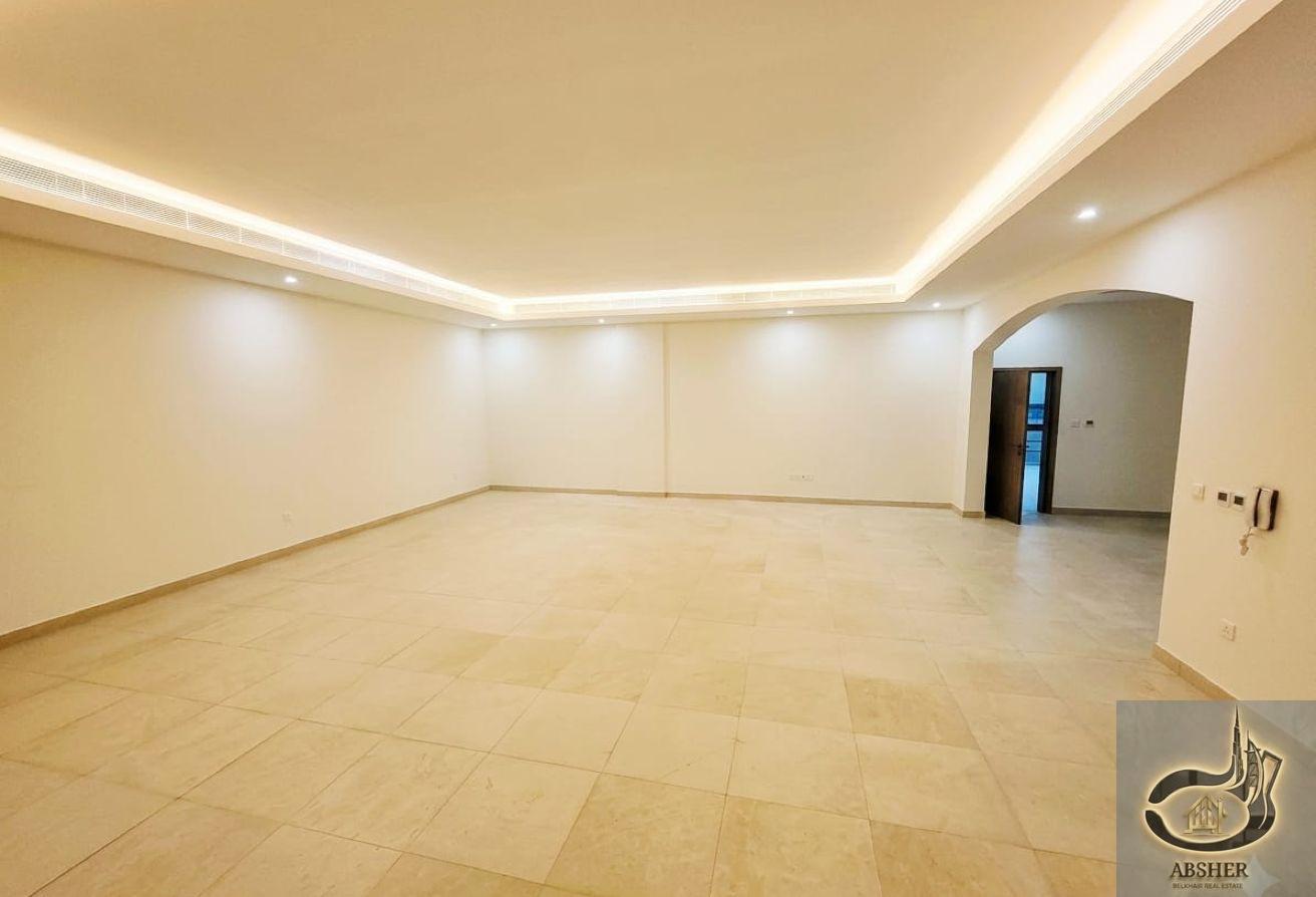 Nad Al Sheba 4 Fully Renovated 4 BR Huge Size photo 6