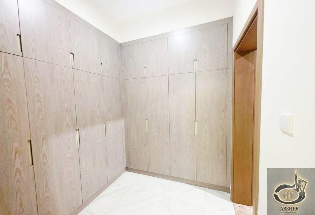 Nad Al Sheba 4 Fully Renovated 4 BR Huge Size photo 8
