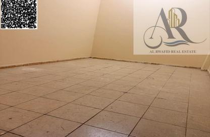 Labor Camp - Studio - 7+ Bathrooms for rent in Al Sajaa S - Al Sajaa - Sharjah