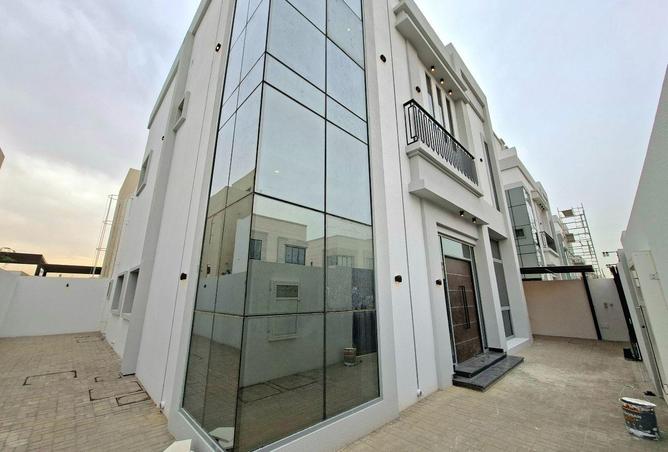 62863969 - Property Image 2