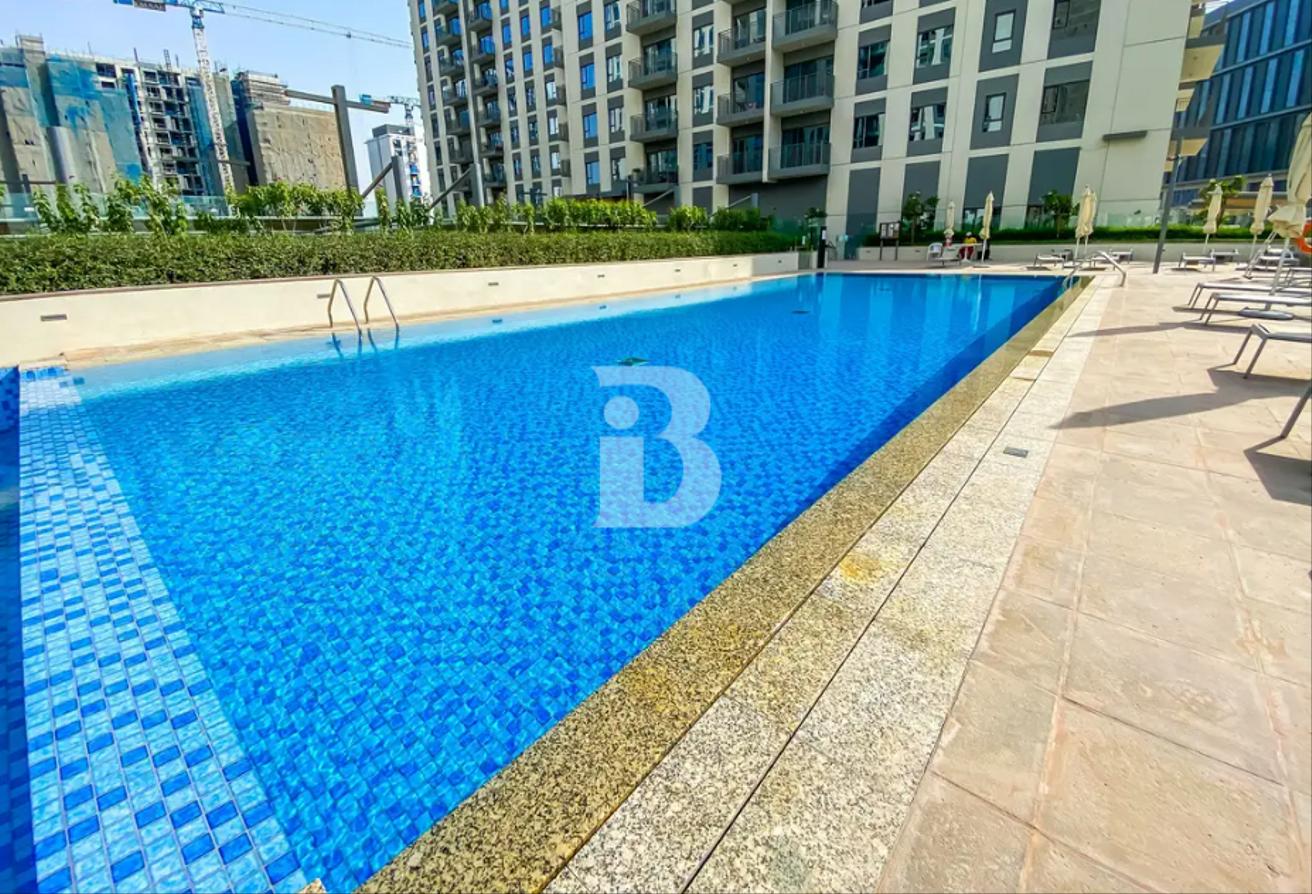 Ready to move | Prime Location | Spacious photo 9