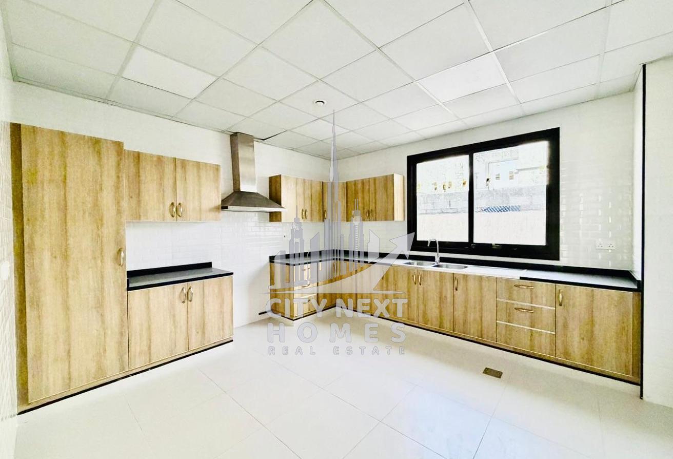 Moderen 5 BR villa | separate majlis photo 9