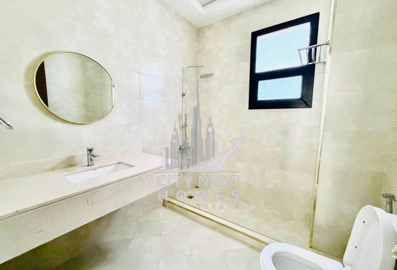 Moderen 5 BR villa | separate majlis photo 5