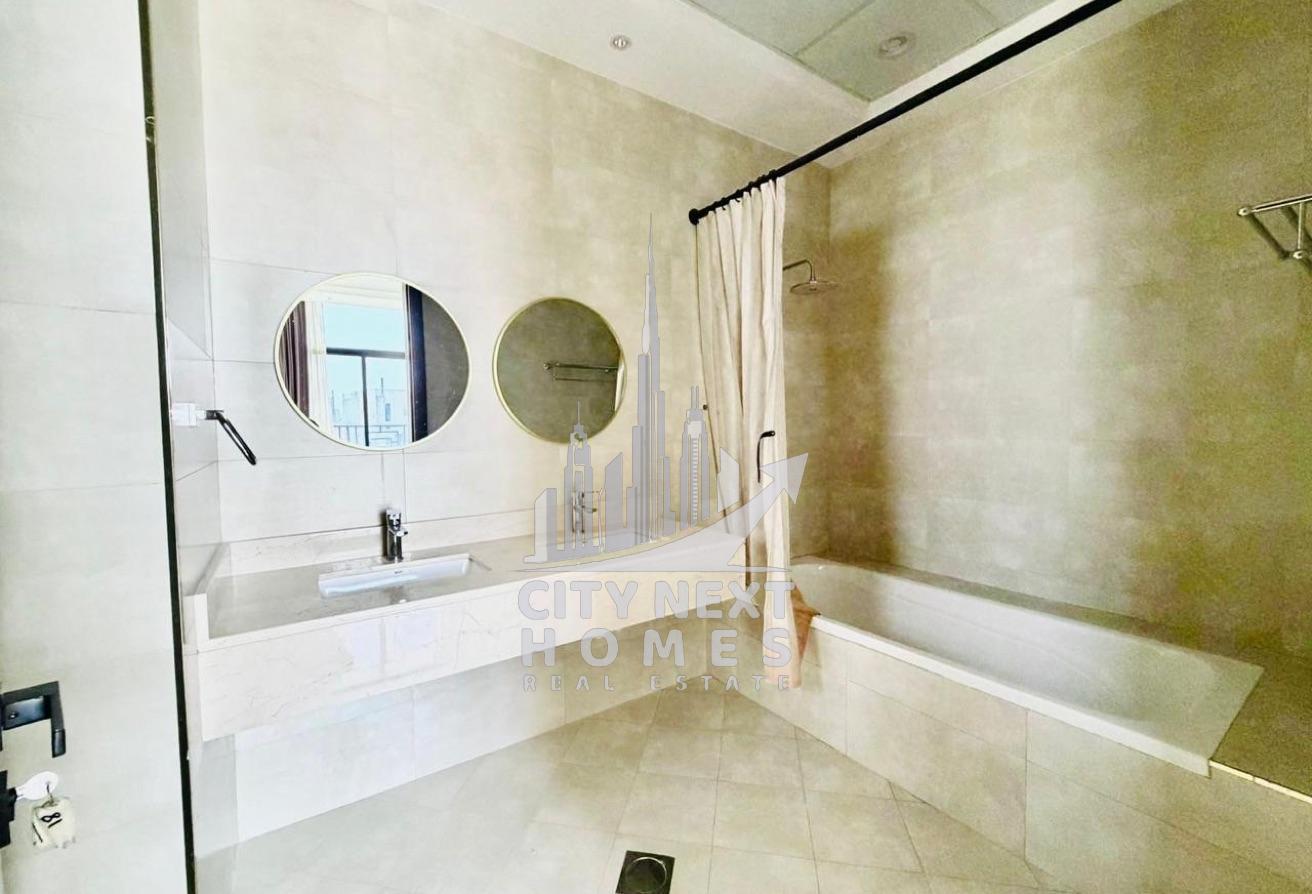 Moderen 5 BR villa | separate majlis photo 6