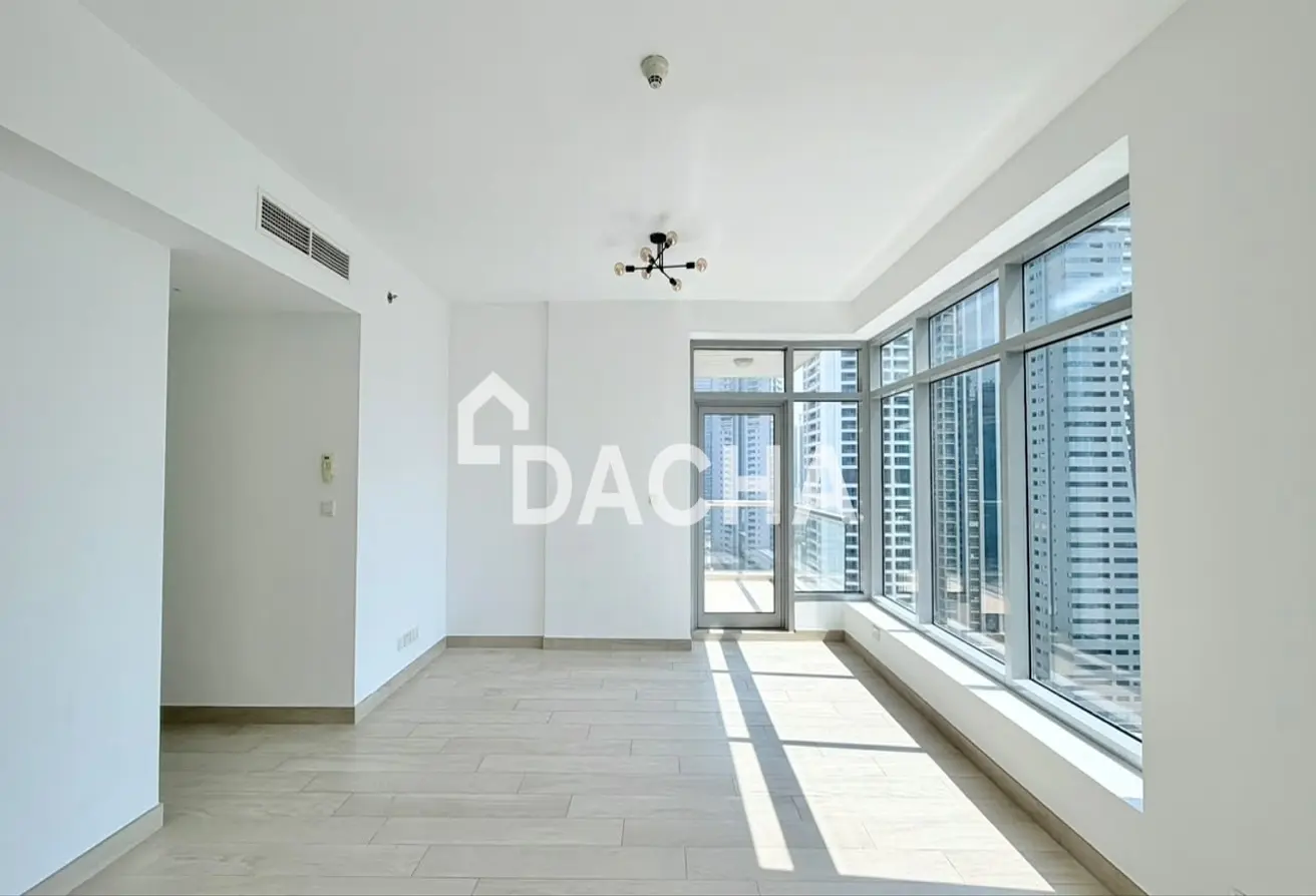 155525801 - Property Main Image