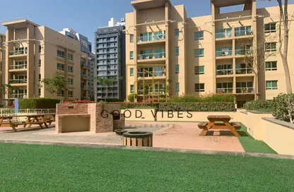 شقة - غرفة نوم - 1 حمام للبيع في الغزلان  3 - الغزلان - جرينز - دبي