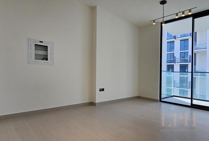 117260824 - Property Image 3
