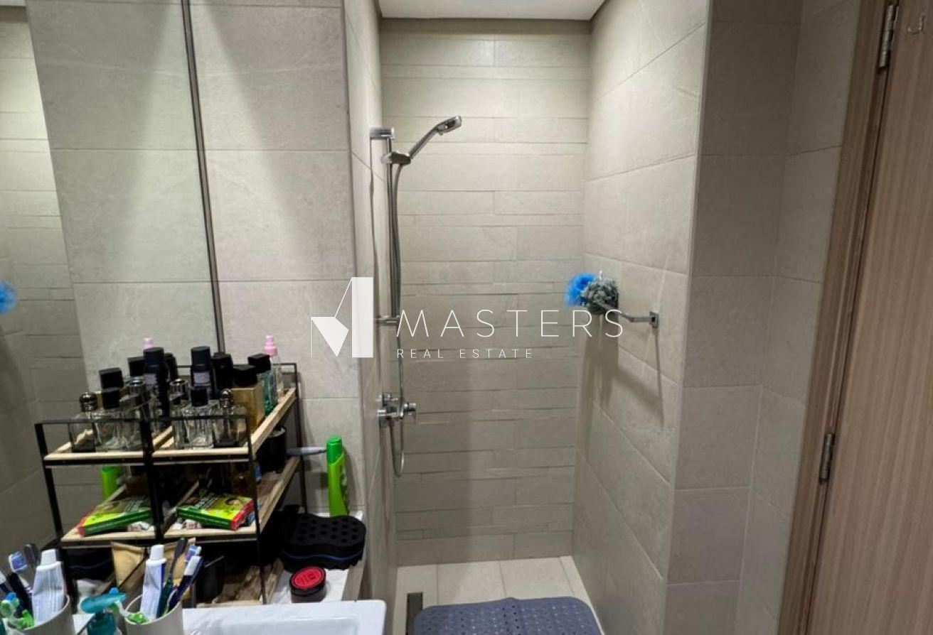 Furnished | Spacious Layout | Multiple Cheques photo 9