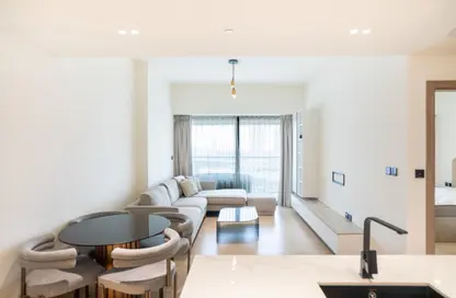 Apartment - 1 Bedroom - 2 Bathrooms for rent in Binghatti Emerald - District 15 - Jumeirah Village Circle - Dubai