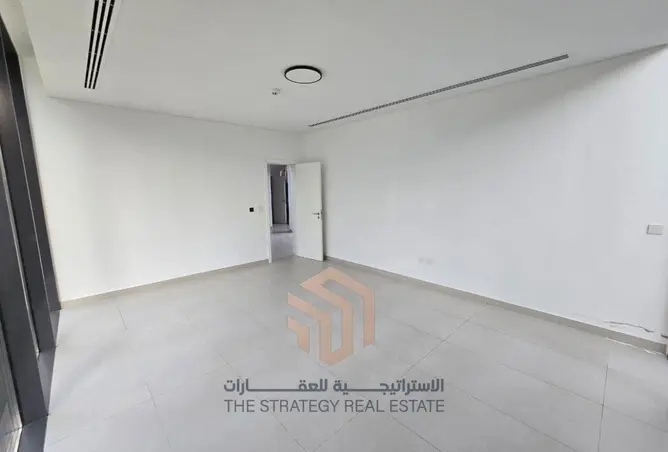 141914360 - Property Image 3