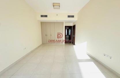 Apartment - 2 Bedrooms - 3 Bathrooms for rent in Al Waleed Garden 1 - Al Waleed Garden - Al Jaddaf - Dubai