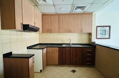 شقة - غرفة نوم - 2 حمامات للايجار في ترافلغار سينترال - منطقة مركز الأعمال - المدينة العالمية - دبي