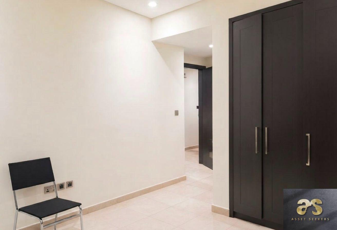 3BR+M | Corner Villa | Prime Location | Large Layo photo 24