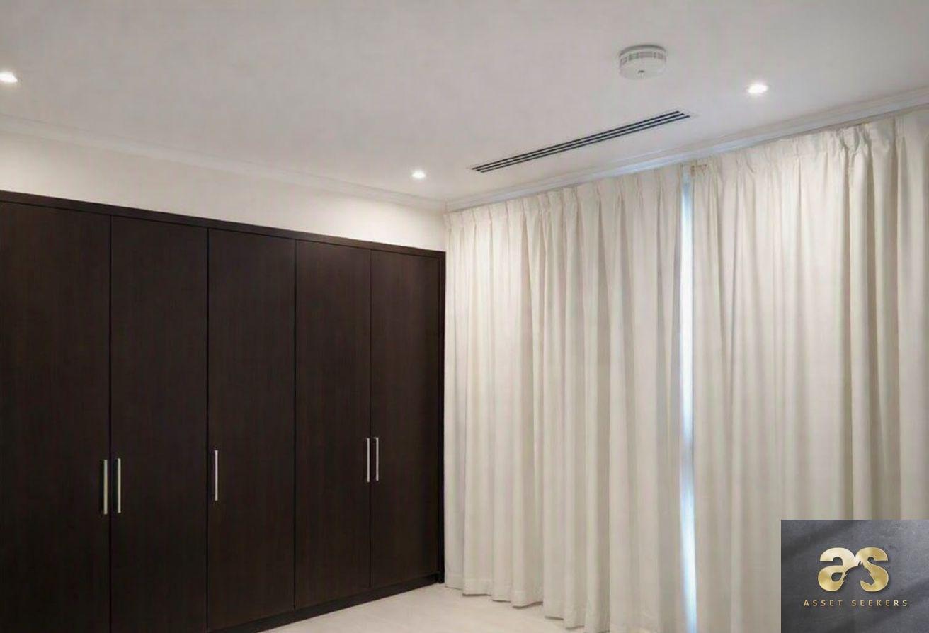 3BR+M | Corner Villa | Prime Location | Large Layo photo 21
