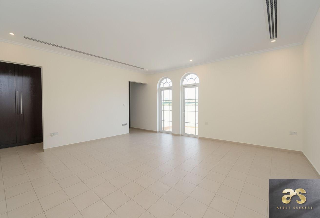 3BR+M | Corner Villa | Prime Location | Large Layo photo 16