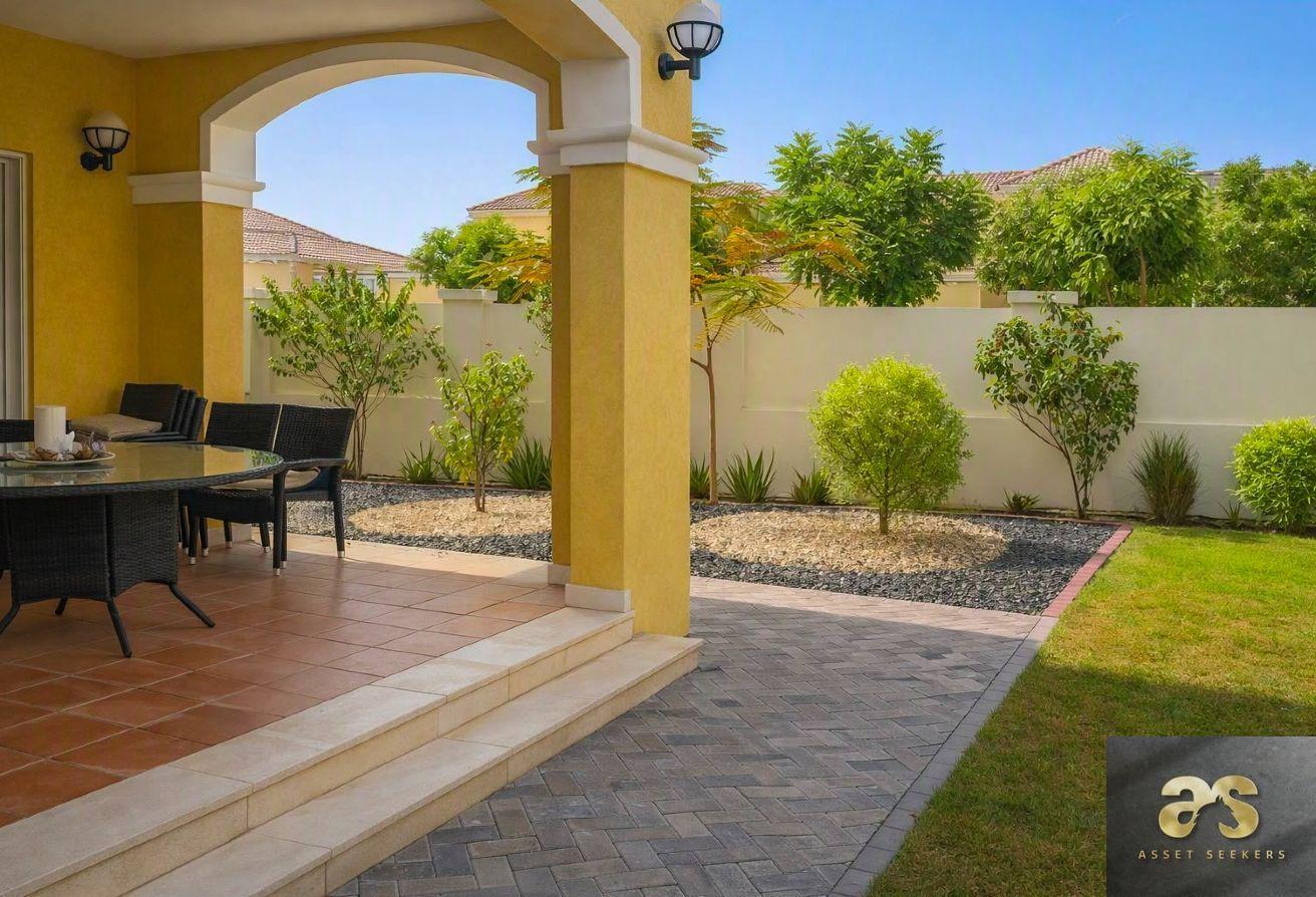 3BR+M | Corner Villa | Prime Location | Large Layo photo 28