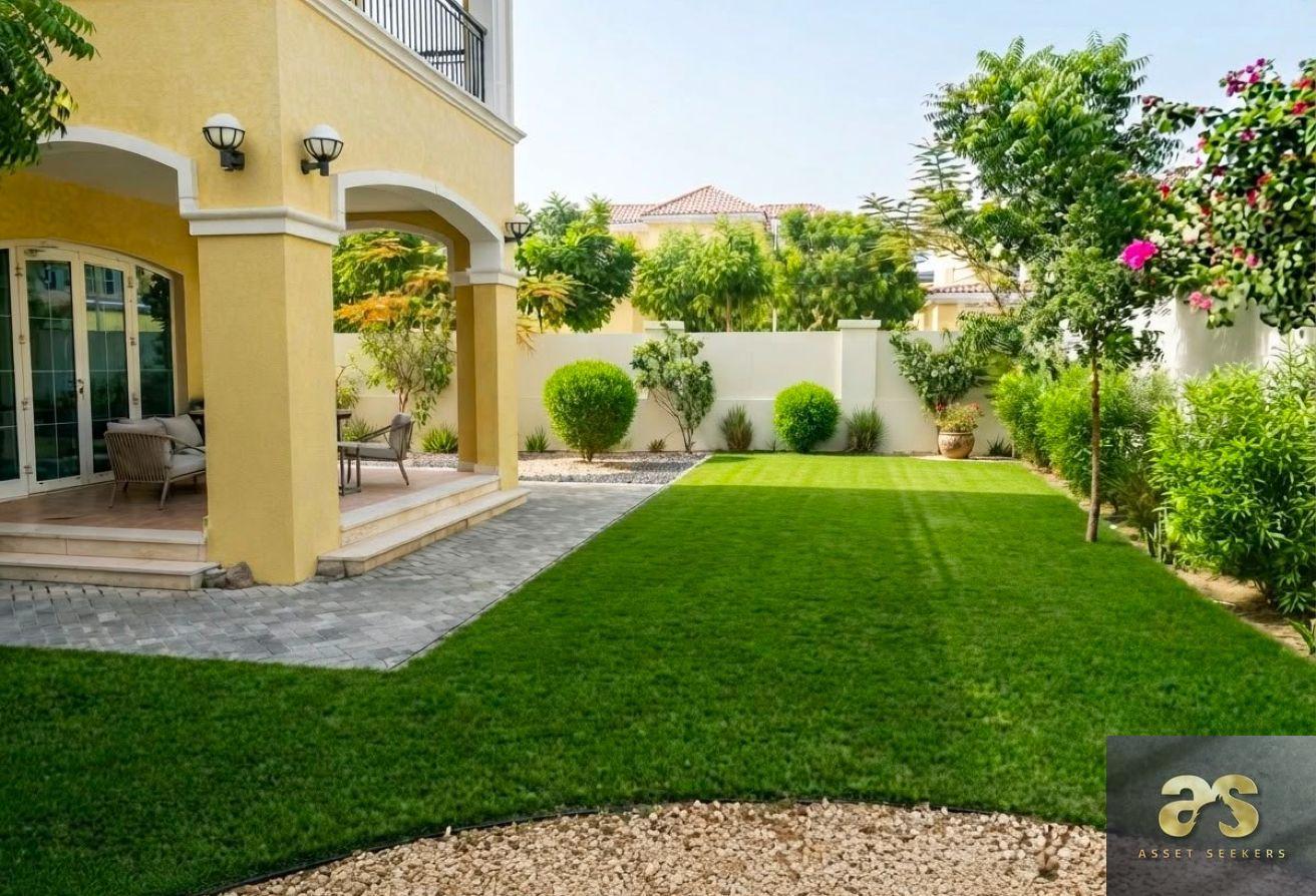 3BR+M | Corner Villa | Prime Location | Large Layo photo 29