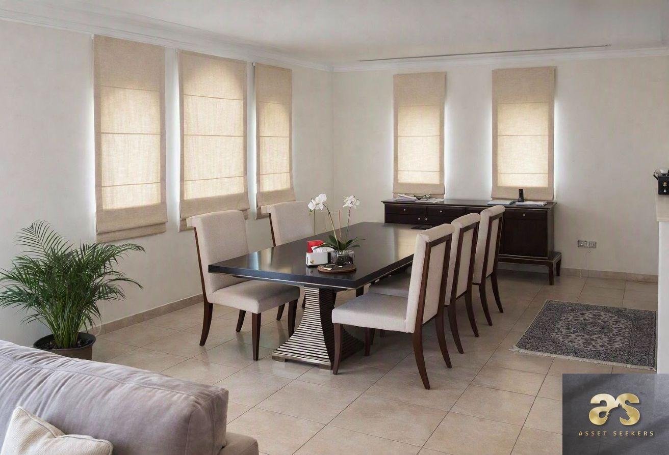 3BR+M | Corner Villa | Prime Location | Large Layo photo 9