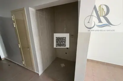 Apartment - 1 Bedroom - 2 Bathrooms for rent in Al Jawhara Building - Al Rawda 3 - Al Rawda - Ajman