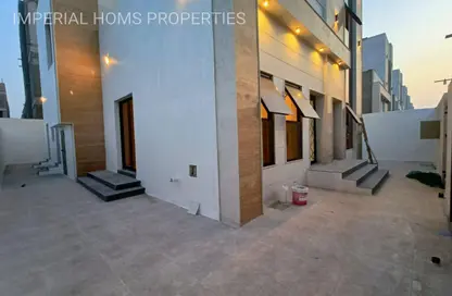 Villa - 4 Bedrooms - 6 Bathrooms for rent in Al Helio 2 - Al Helio - Ajman