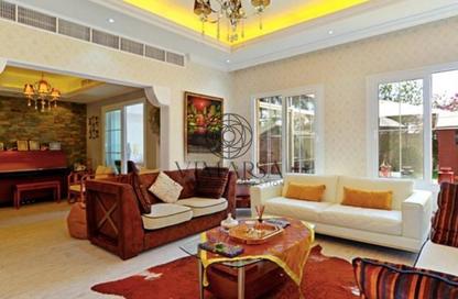 Villa - 3 Bedrooms - 4 Bathrooms for rent in Springs 15 - The Springs - Dubai