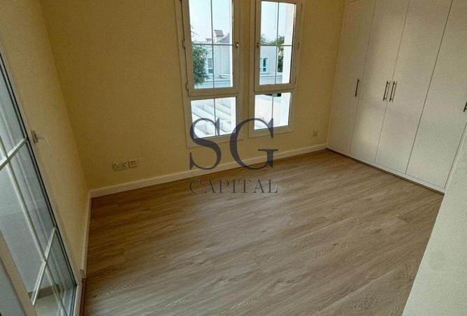 102840388 - Property Image 3