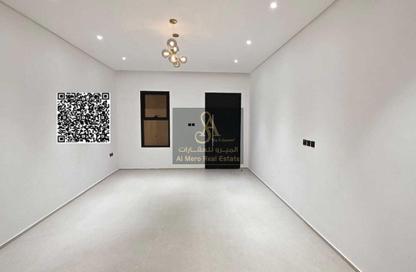 Villa - 4 Bedrooms - 6 Bathrooms for rent in Al Helio 1 - Al Helio - Ajman