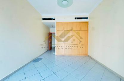 Apartment - 3 Bedrooms - 4 Bathrooms for rent in Al Mankhool - Bur Dubai - Dubai