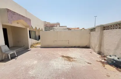 فيلا - 4 حمامات للايجار في الغافية - ضاحية الرقة - الشارقة