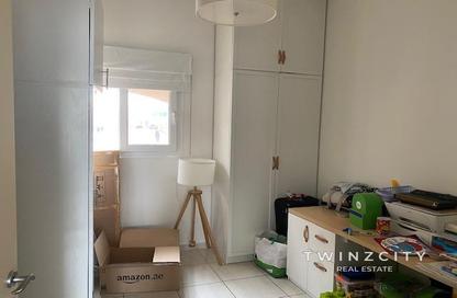 Villa - 3 Bedrooms - 2 Bathrooms for rent in Springs 1 - The Springs - Dubai