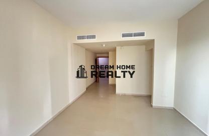 Apartment - 1 - 1 for rent in Al Khan 5 building - Al Khan - Sharjah