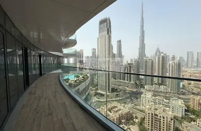 Apartment - 4 Bedrooms - 5 Bathrooms for sale in Imperial Avenue - Downtown Dubai - Dubai