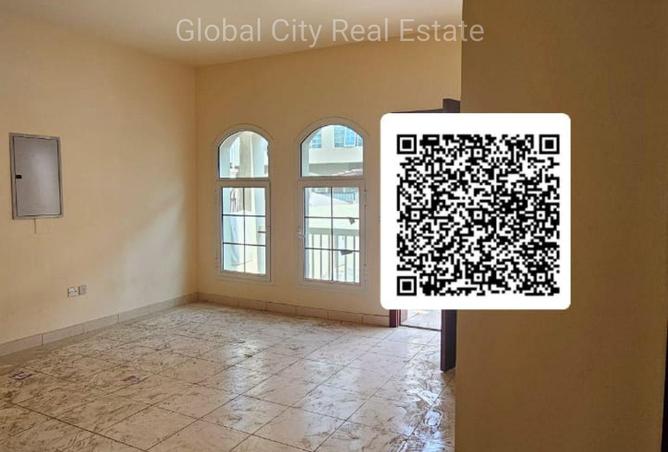 16211002 - Property Image 2