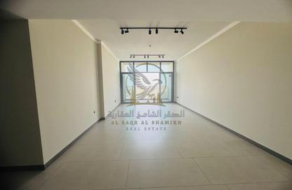 Apartment - 3 - 4 for rent in Al Jurf 3 - Al Jurf - Ajman Apartment - 3 - 4 for rent in Al Jurf 3 - Al Jurf - Ajman