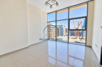 Apartment - 2 - 3 for rent in Alza 11 - Dubai Land Residence Complex - Dubai