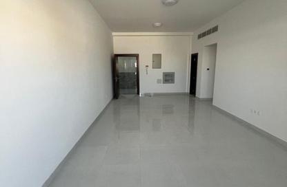 Apartment - 2 Bedrooms - 3 Bathrooms for rent in Al Jurf 2 - Al Jurf - Ajman Downtown - Ajman