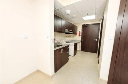 Apartment - Studio - 1 for rent in Silicon Gates 1 - Silicon Gates - Dubai Silicon Oasis - Dubai