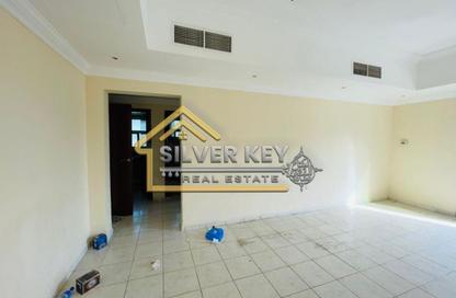 Apartment - 1 Bedroom - 2 Bathrooms for rent in Bu Tina - Al Sharq - Sharjah