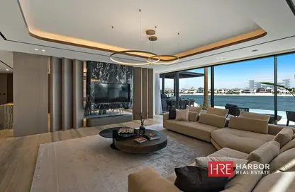 Villa - 6 Bedrooms - 7 Bathrooms for sale in Signature Villas Frond B - Signature Villas - Palm Jumeirah - Dubai